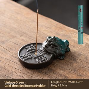 Creative Ceramic Incense Holder with Golden Toad for Wealth and Prosperity Feng Shui Decoration - Kiln Blue, Taiwan Agarwood